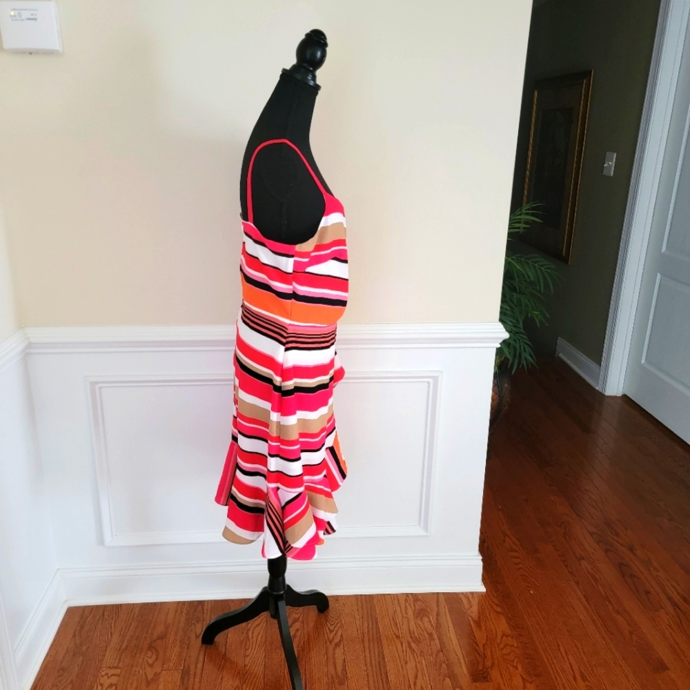 New - Nicole Miller Dress - Picture 9 of 12